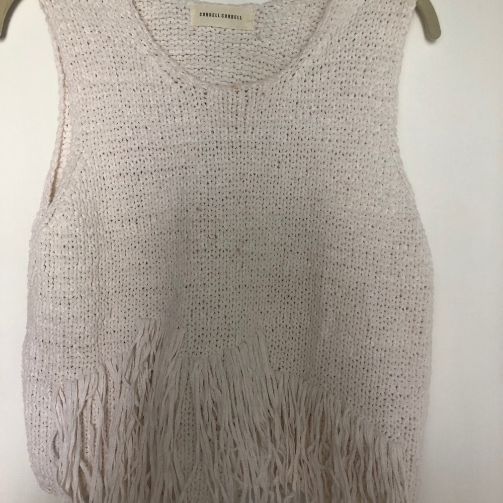 Correll Correll Fringe Top